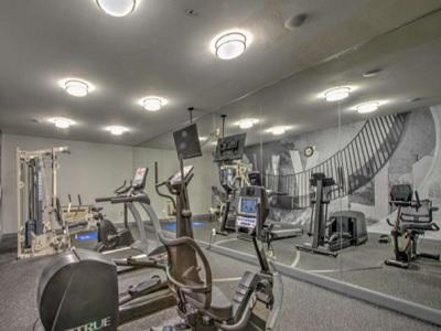 Western Media Center Inn&suites 3*